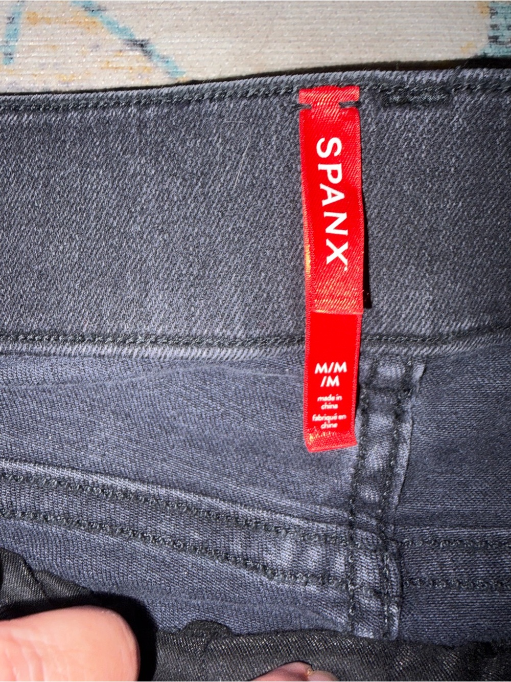 Spanx Straight Leg Washed Black Pull On Jeans Medium - Picture 5 of 5